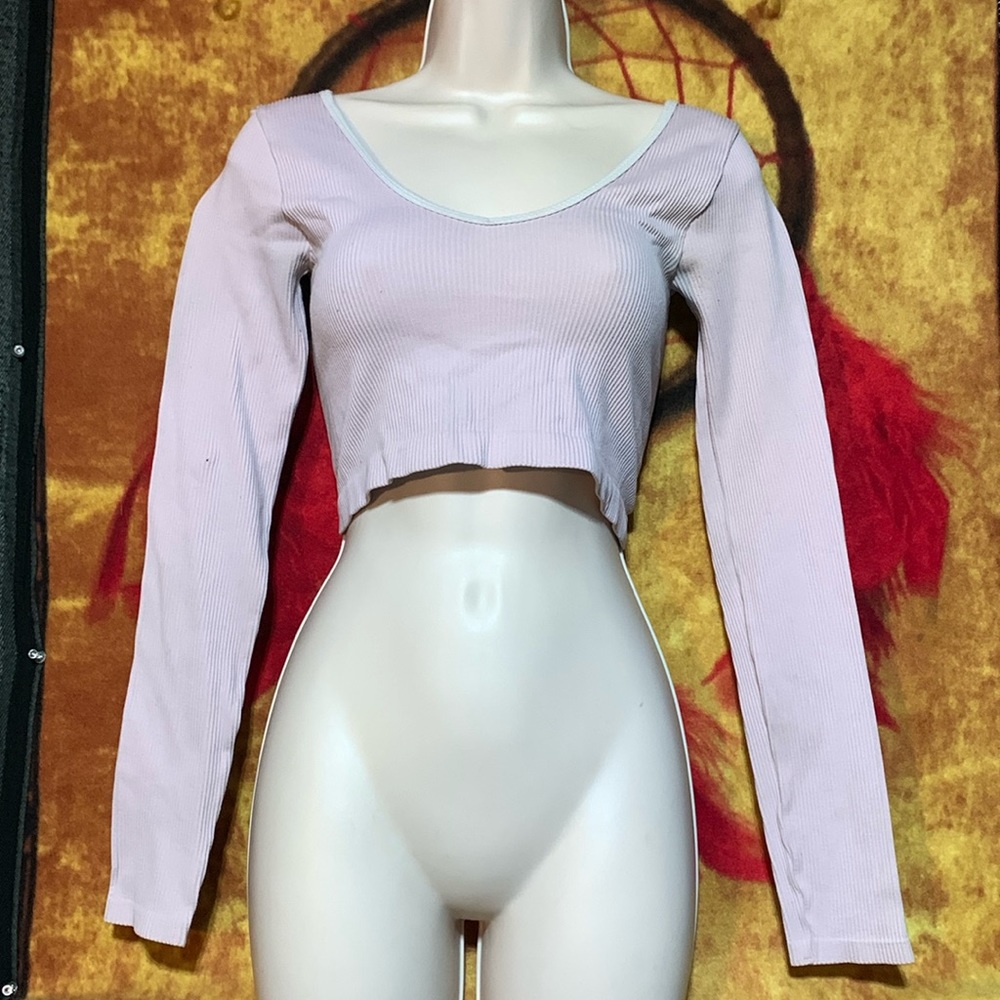 GLASSONS-Junior’s light pink long sleeve slim-fit crop top shirt